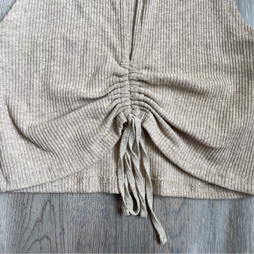Zara Collared Beige Tank - Picture 3 of 4